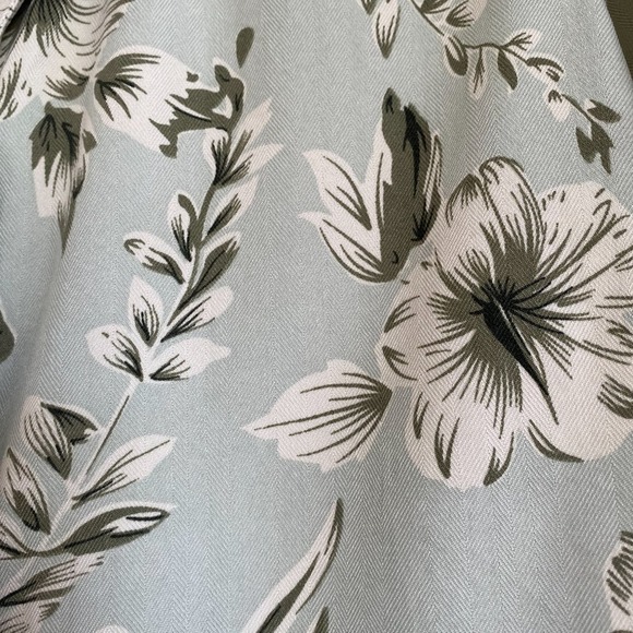 Pineapple Moon Collared Button Down Short Sleeve Top 100% Silk Pastel Size XS - Picture 5 of 5